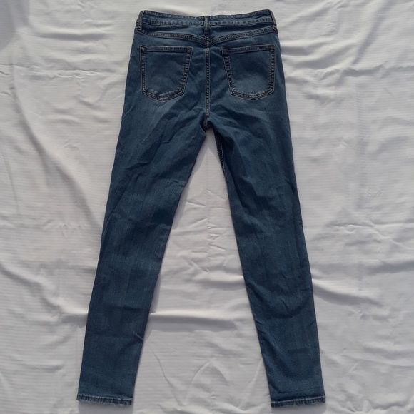 Wild Fable distressed jeans - Picture 2 of 11